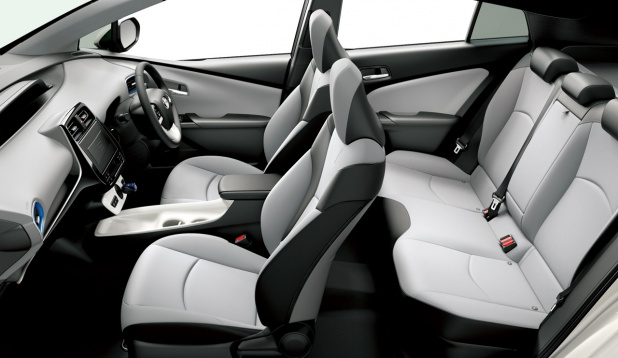 「トヨタ、新型プリウスの2016年世界販売を35万台に設定!?」の4枚目の画像