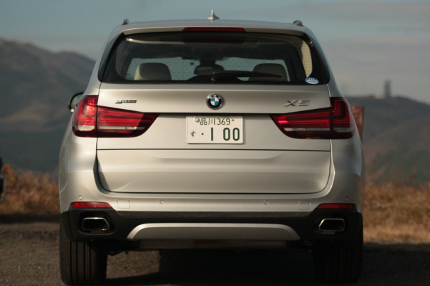 「最長31km、120km/hまでEV走行が可能なPHV ─ BMW「X5 xDrive40e」画像ギャラリー」の21枚目の画像