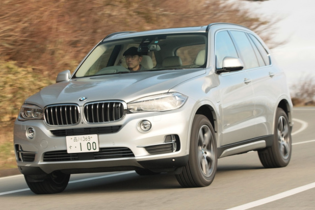 「BMW X5のプラグインハイブリッドはスムーズで上質な乗り味が魅力」の2枚目の画像