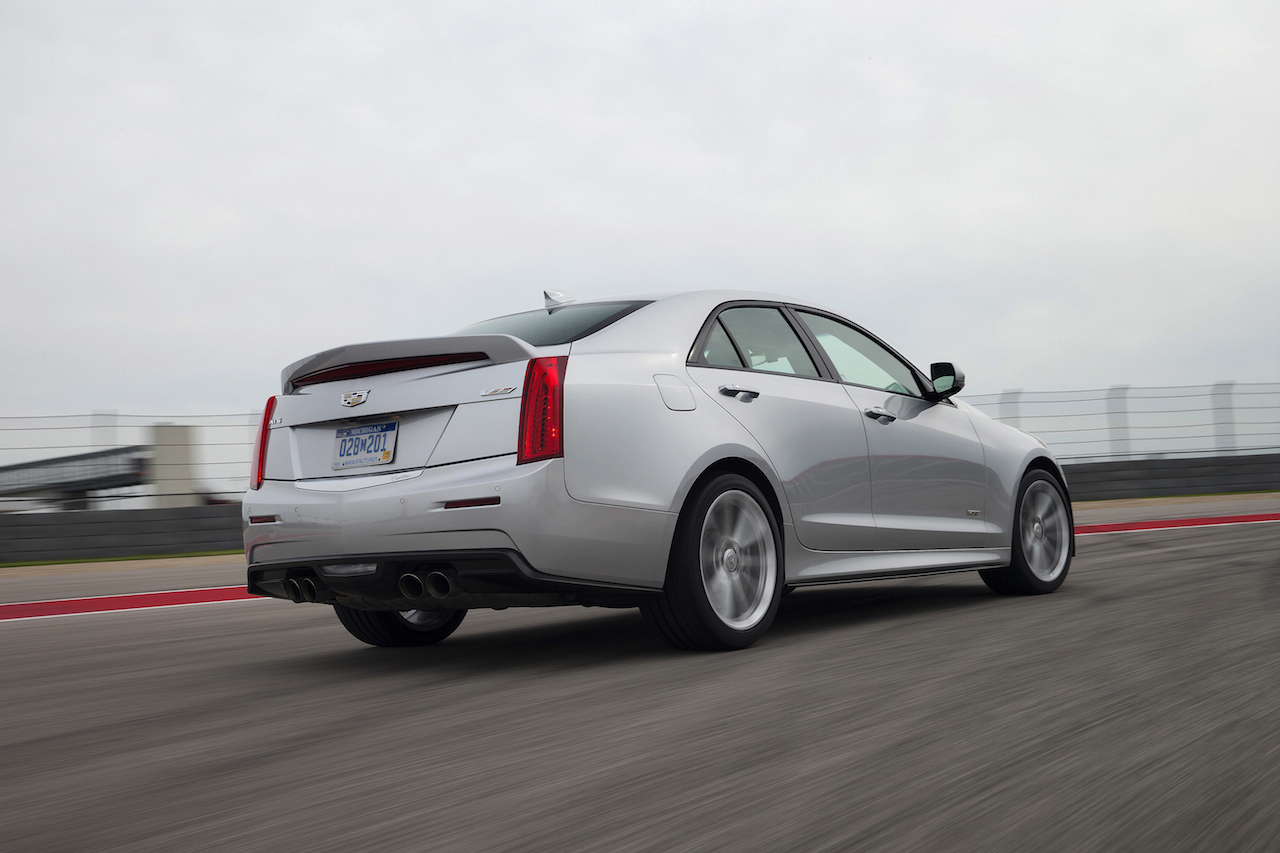 2016 Cadillac ATS-V Sedan 画像｜470ps/603Nmを誇る「キャデラックATS
