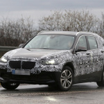 「3月公開か!? BMW、7人乗りの「グランドX1」登場」の1枚目の画像ギャラリーへのリンク