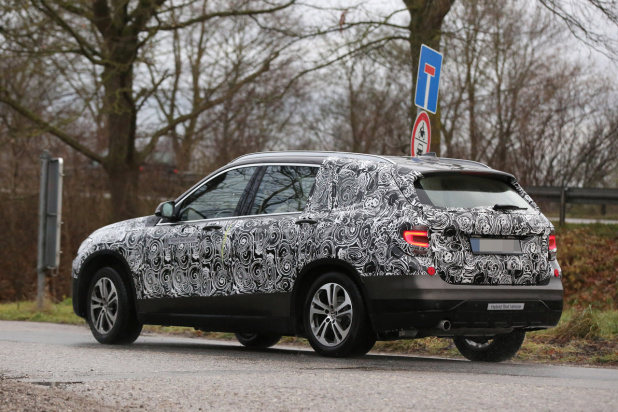「3月公開か!? BMW、7人乗りの「グランドX1」登場」の6枚目の画像
