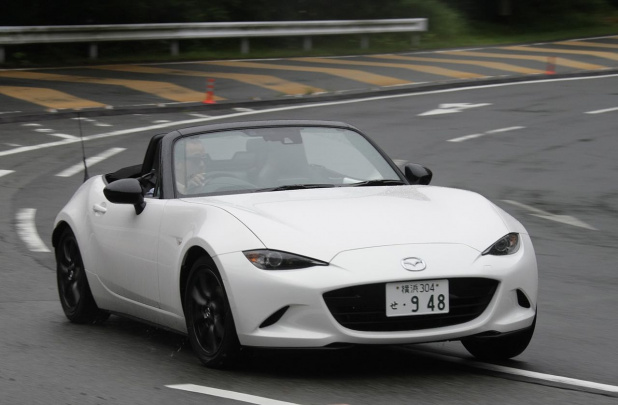 「clicccar of the year2015「読者賞」はマツダ・ロードスターに！」の3枚目の画像