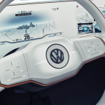 「VWはディーゼルから電気へシフト!? 21世紀のワーゲンバスを101kWhバッテリー搭載で発表」の17枚目の画像ギャラリーへのリンク