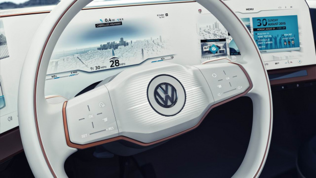 「VWはディーゼルから電気へシフト!? 21世紀のワーゲンバスを101kWhバッテリー搭載で発表」の17枚目の画像