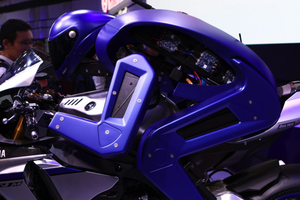 「ヤマハ、モトボットでのサーキット走行実現へ開発を加速」の7枚目の画像