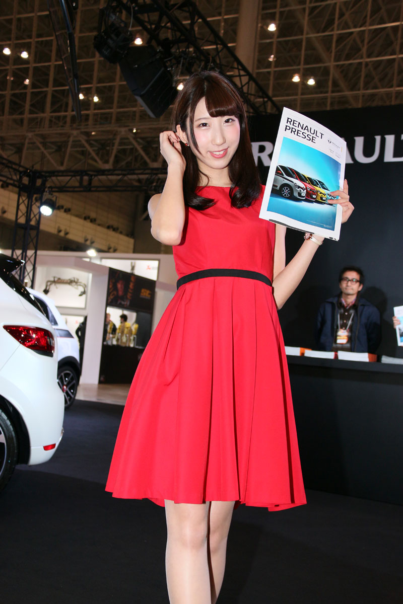 019 画像 東京オートサロン16 女性目線のコンパニオンファッションチェック その1 Clicccar Com