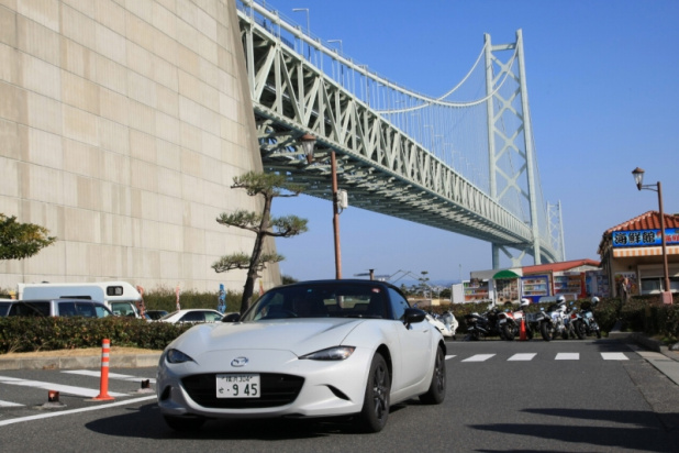 「オトコ2人で新型ロードスターに乗って鹿児島から東京までツーリングしてみた。その4：燃費の良さ、運転の楽しさで小物入れの少なさも十分カバー！」の13枚目の画像