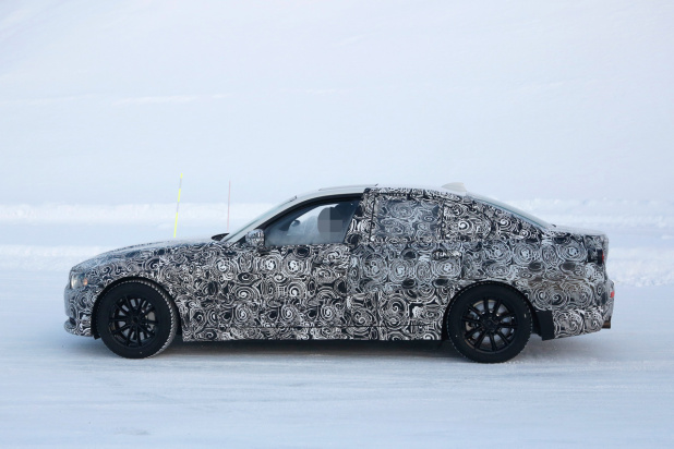 「プリウスPHV超えた!? BMW3シリーズ次世代型、50km/リットルを走る！」の4枚目の画像