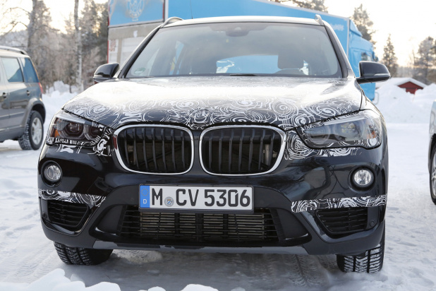 「BMW7人乗り「X1」、ノーマルモデルと並べてみたら…」の2枚目の画像