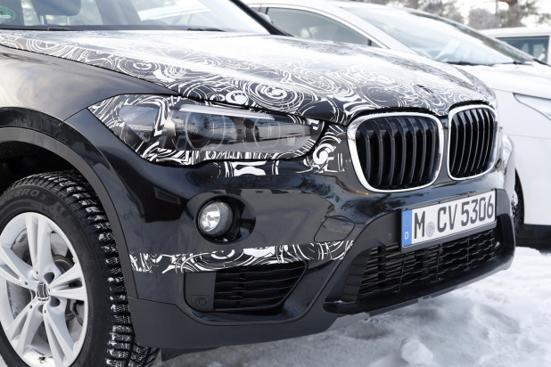 「BMW7人乗り「X1」、ノーマルモデルと並べてみたら…」の10枚目の画像