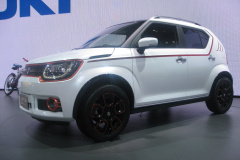 イグニス革新のデザイン これはもう日本車じゃないですから 笑 Clicccar Com