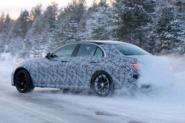 「異次元のAMG E63次世代型、最強の600馬力を発揮！」の5枚目の画像