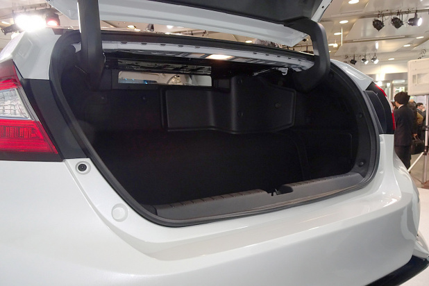 「ホンダの燃料電池車クラリティ・フューエルセルはトヨタ・ミライと何が違う？」の5枚目の画像