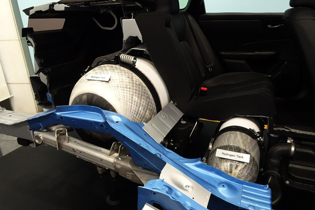 「ホンダの燃料電池車クラリティ・フューエルセルはトヨタ・ミライと何が違う？」の10枚目の画像