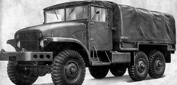 GMC M135 6輪トラック。