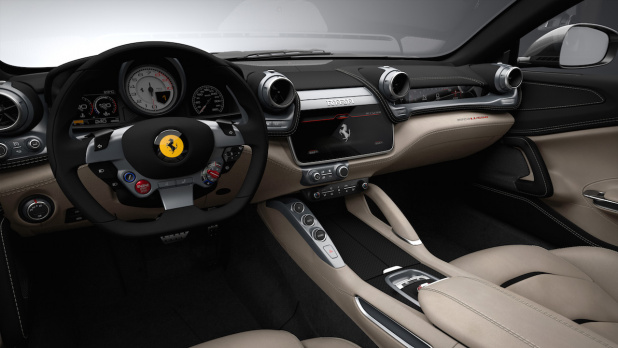 「V12エンジン搭載の4シーターモデル「Ferrari GTC4 Lusso（ルッソ）」登場」の2枚目の画像