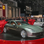 V12エンジン搭載の4シーターモデル「Ferrari GTC4 Lusso（ルッソ）」登場 - 160108-car-GTC4Lusso