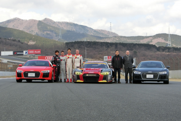「F1女子が行く！ アウディジャパン・2016SUPER GT体制発表会。新型Audi R8とR8 LMSが奇跡のデモラン！」の1枚目の画像