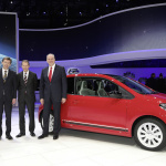フォルクワーゲンの次世代up!（!?）が登場、発売は今年夏から - Volkswagen Pressekonferenz auf dem Genfer Automobilsalon 2016
