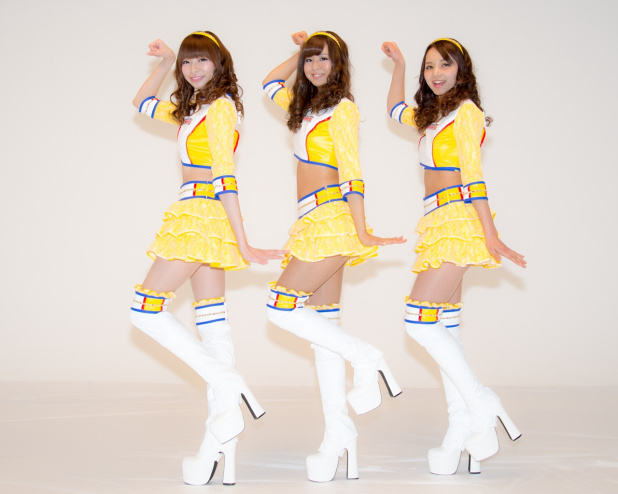 「人気RQユニットドリエンはキラキラのコスで歌って踊ります！」の3枚目の画像