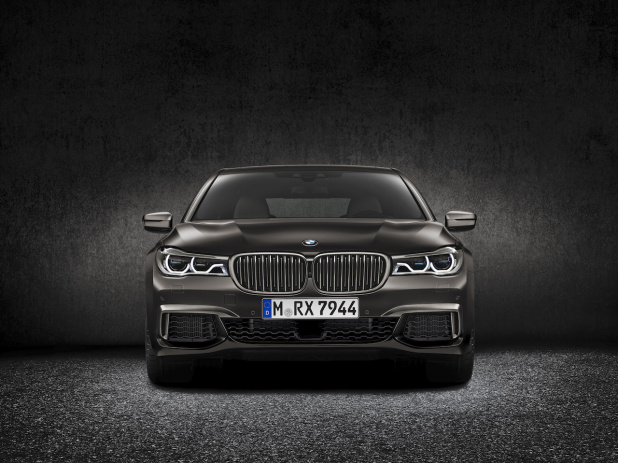 「BMW 7シリーズに600psの「BMW M760Li xDrive」とBMW iからの継承「iPerformance（アイ・パフォーマンス）」登場」の5枚目の画像