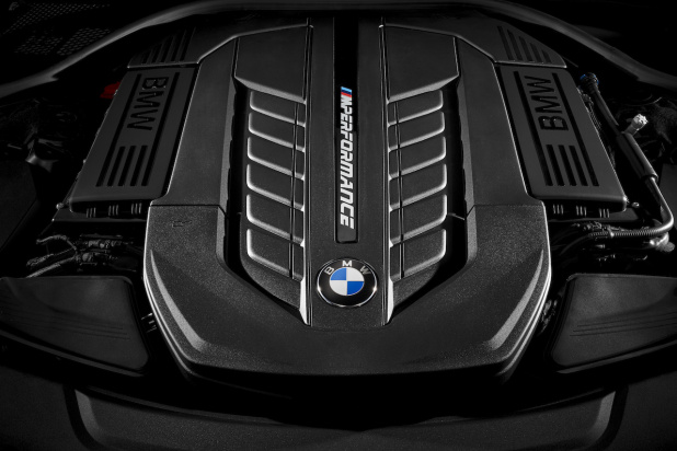 「BMW 7シリーズに600psの「BMW M760Li xDrive」とBMW iからの継承「iPerformance（アイ・パフォーマンス）」登場」の7枚目の画像