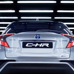 トヨタ「C‐HR」にはHV以外に2.0Lモデルが存在する！ - TOYOTA_C-HR
