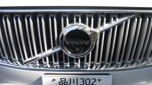 Volvo_XC90_01