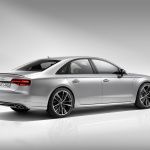 85ps/50Nm増強したアウディS8 Plusが2008万円で登場 - Audi S8 plus