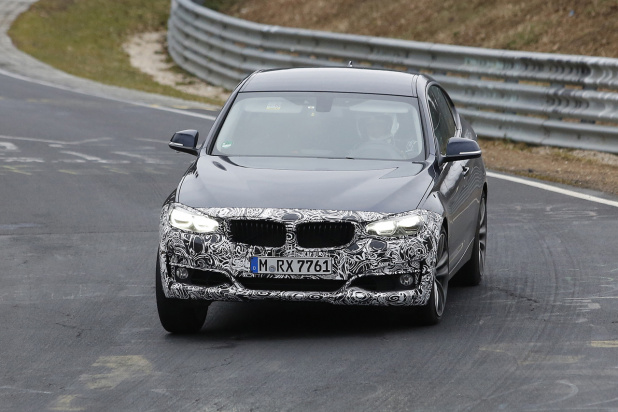 「BMW3シリーズGT、馬力アップのLCIモデルがニュルに」の1枚目の画像
