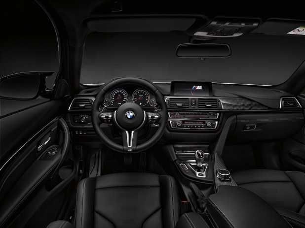 「BMW M3・M4を450psまで高める「コンペティション・パッケージ」は約98万円！」の1枚目の画像
