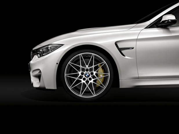 「BMW M3・M4を450psまで高める「コンペティション・パッケージ」は約98万円！」の3枚目の画像