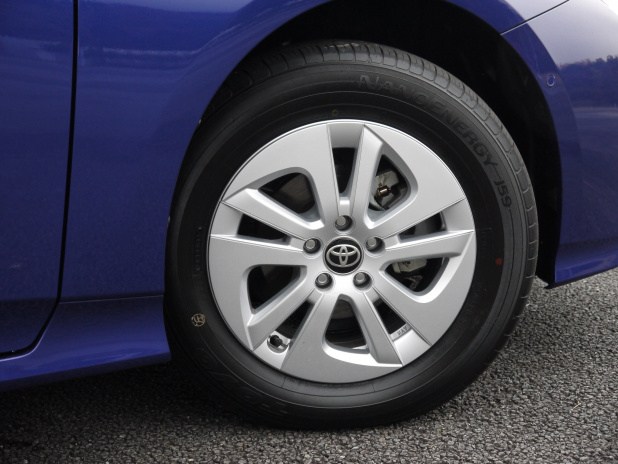 「ヨコハマタイヤの「BluEarth」も新型プリウスのOEMタイヤに採用」の4枚目の画像