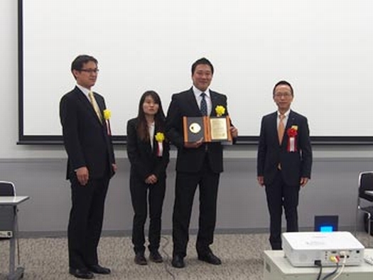 住友ゴム工業がタイヤ用新材料開発技術 Advanced 4d Nano Design で 第28回日本ゴム協会賞 を受賞 Clicccar Com
