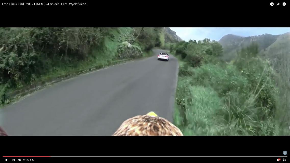 ドローン 鷹 フィアット124スパイダーのcmがカッコいい 動画 Clicccar Com