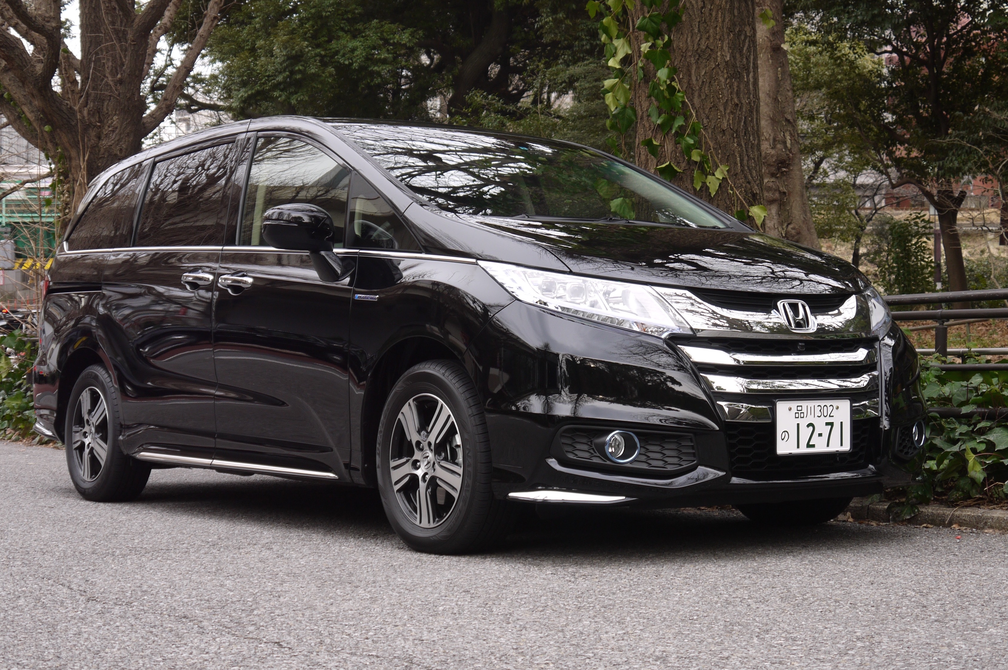 Odyssey Hybrid 04 画像 上質な乗り味が魅力のオデッセイ ハイブリッド 気になる実燃費は Clicccar Com