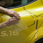 ルノー・クリオにワイドボディで275馬力の最強バージョンが登場！ - Renault_78725_global_en