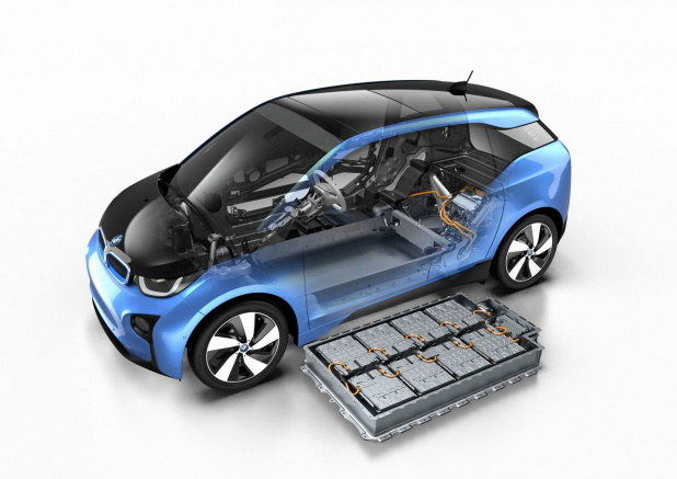 「BMW i3にバッテリー容量を増やした新グレードを設定。アップデートも用意」の7枚目の画像