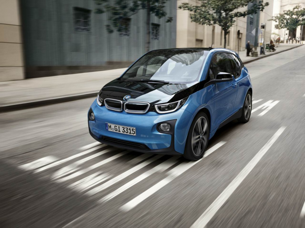 「BMW i3にバッテリー容量を増やした新グレードを設定。アップデートも用意」の14枚目の画像