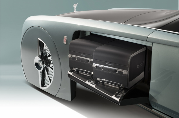 「ブランド初のコンセプトカー「ロールス・ロイス ビジョン・ネクスト100」は完全自動運転車」の4枚目の画像