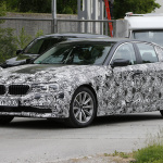 BMW・5シリーズセダン次世代型、新LEDエンジェルアイがこれだ! - 