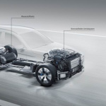 「世界初！ メルセデスが外部充電可能な燃料電池車「GLC F-CELL」を2017年に発売」の10枚目の画像ギャラリーへのリンク