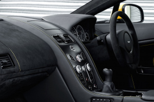 v12-vantages_manual_060416_9