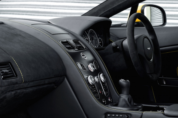 「アストンマーティン「V12 Vantage S」に7速MTモデルを追加」の6枚目の画像