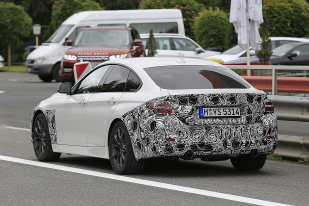 「BMW4シリーズグランクーペに改良新型、LEDヘッドライトが新しい！」の8枚目の画像