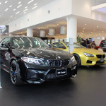 「BMW世界初の大規模ショールーム「BMW GROUP Tokyo Bay」100台の試乗車、50台の展示車でオープン」の12枚目の画像ギャラリーへのリンク