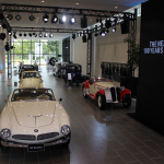 「BMW世界初の大規模ショールーム「BMW GROUP Tokyo Bay」100台の試乗車、50台の展示車でオープン」の7枚目の画像ギャラリーへのリンク