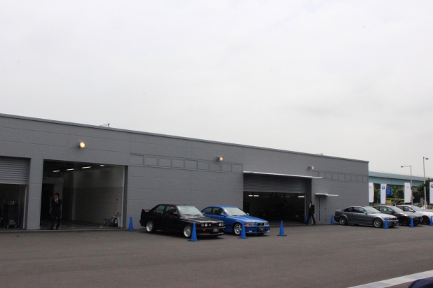 「BMW GROUP Tokyo Bayのドライビング・エリアではトレーニングも受けられる」の10枚目の画像