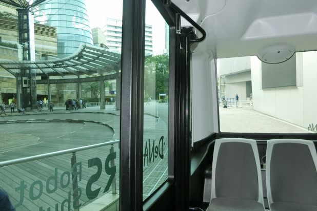 「今夏、日本初導入の無人運転バス「Robot Shuttle」に試乗！」の7枚目の画像